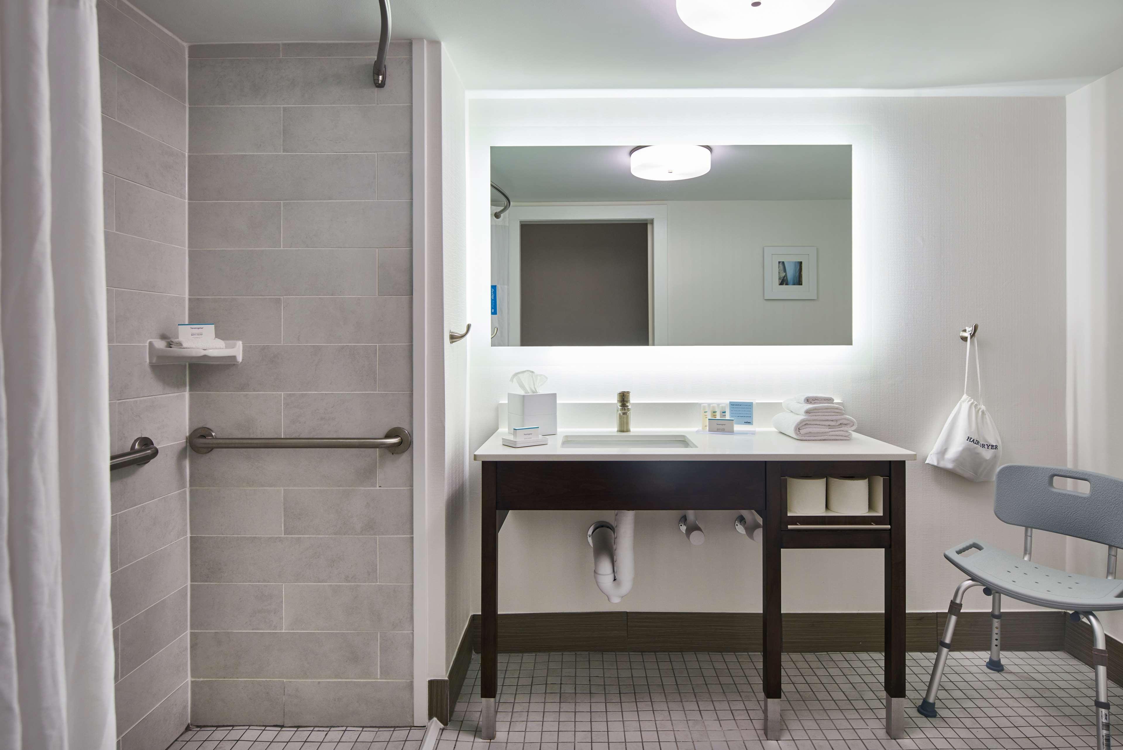 Hampton Inn & Suites Chapel Hill/Durham Εξωτερικό φωτογραφία