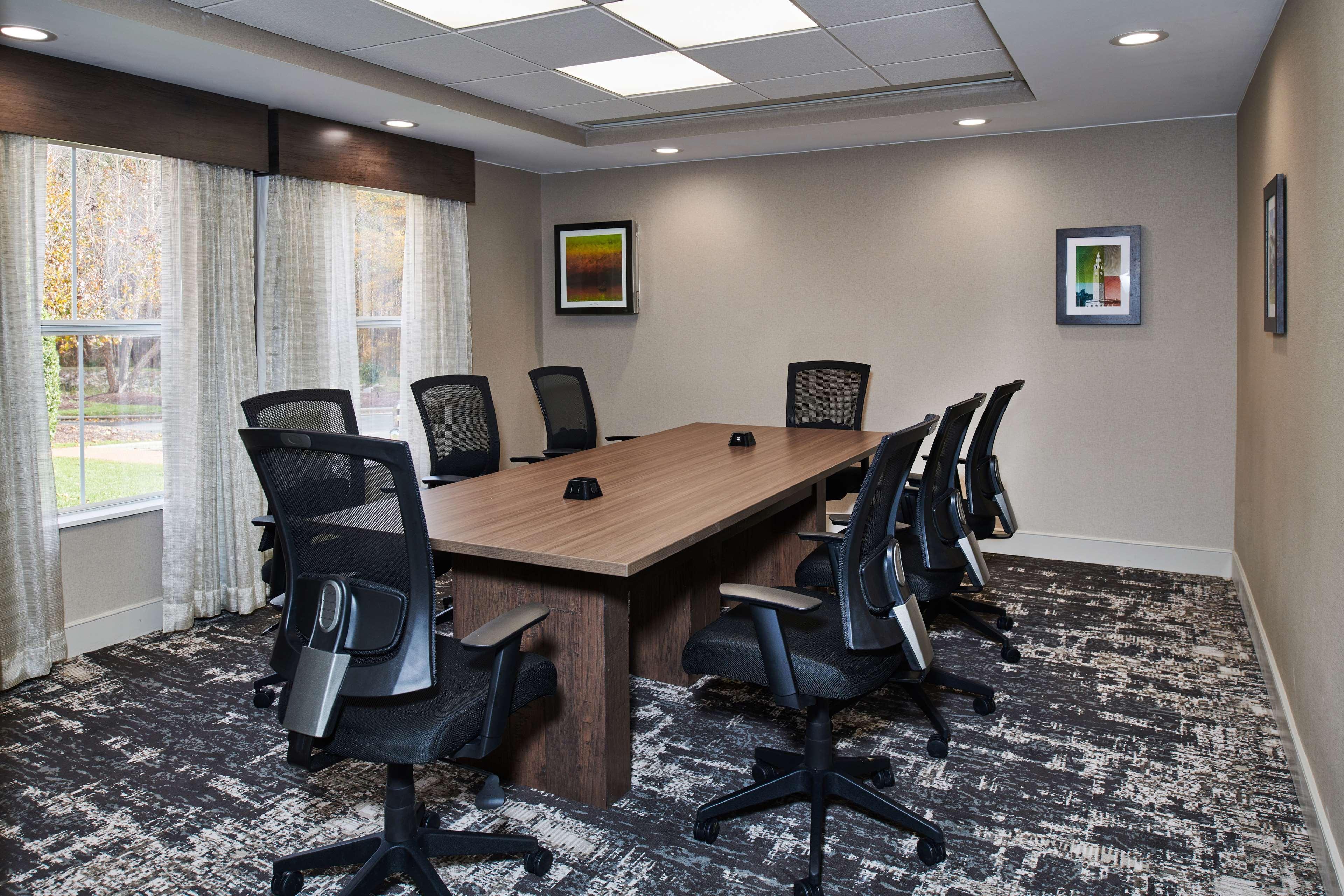 Hampton Inn & Suites Chapel Hill/Durham Εξωτερικό φωτογραφία