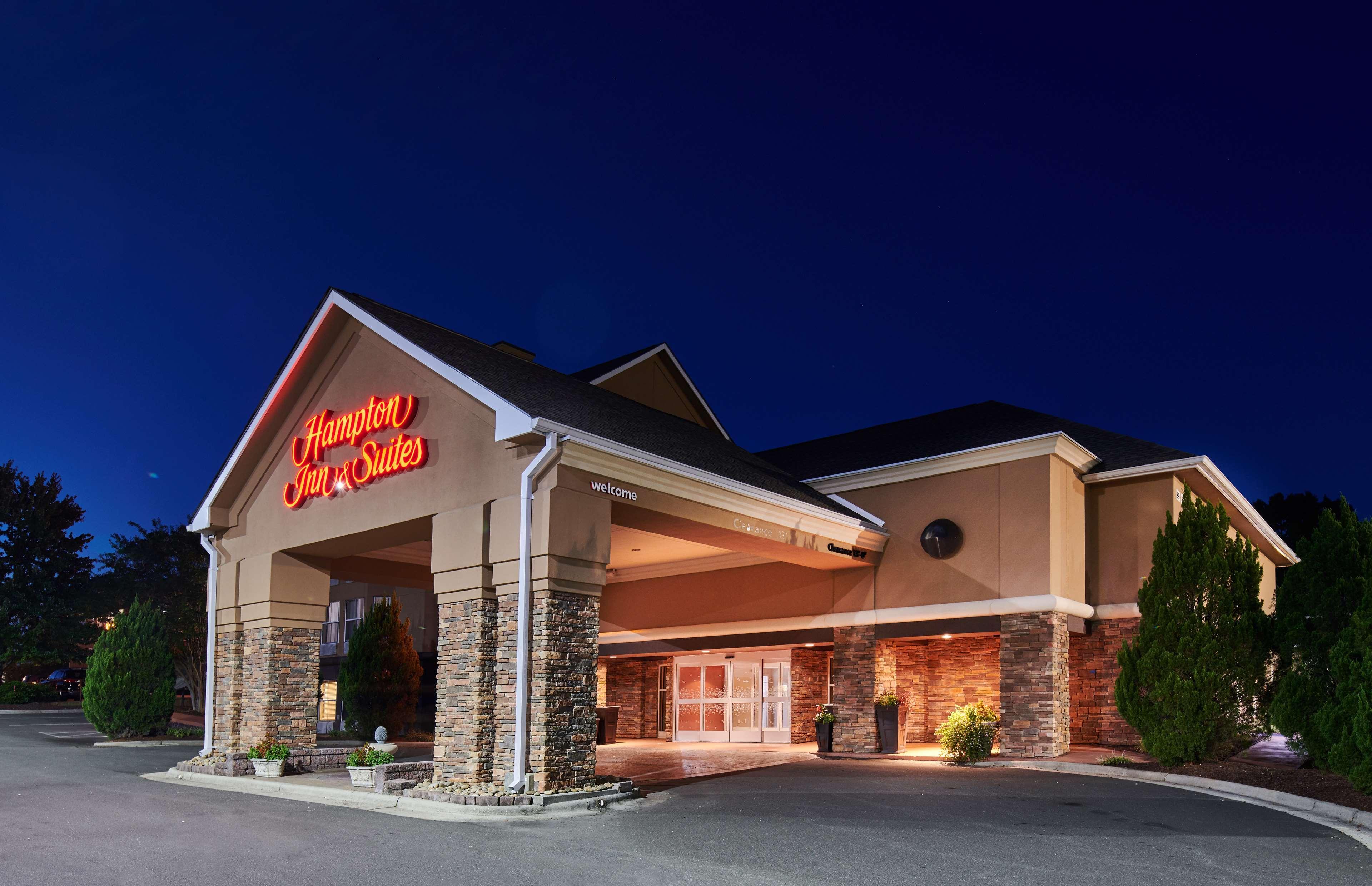 Hampton Inn & Suites Chapel Hill/Durham Εξωτερικό φωτογραφία