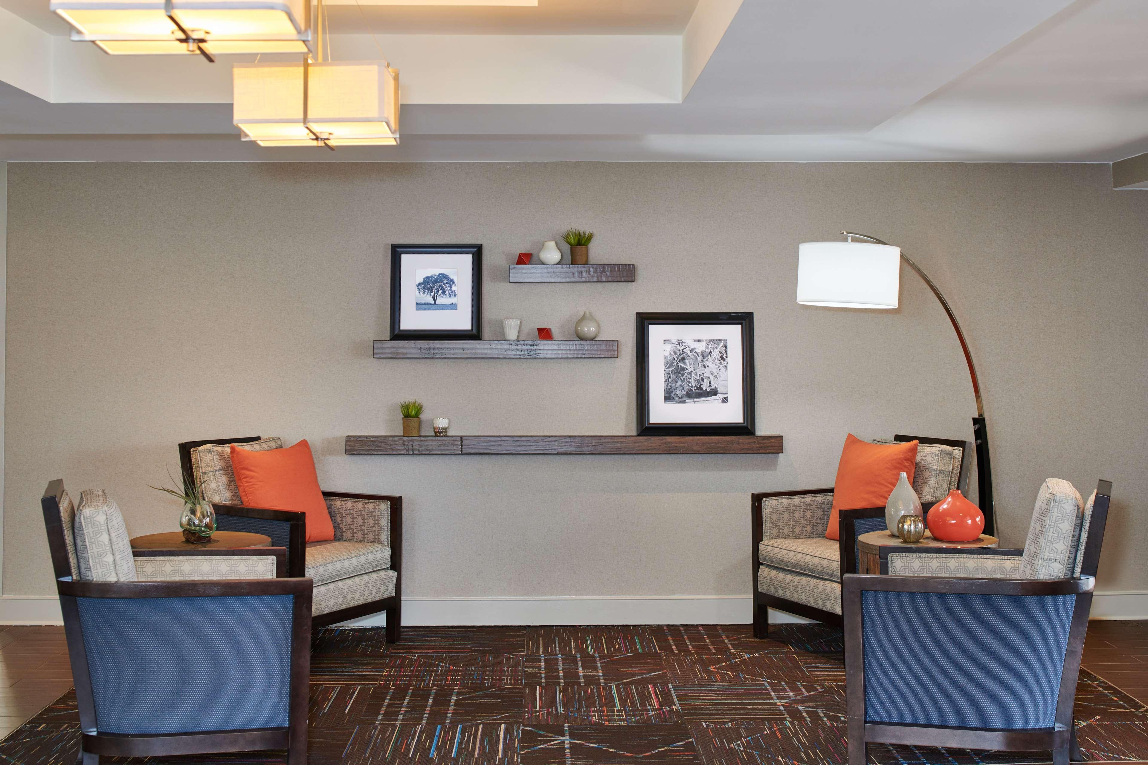 Hampton Inn & Suites Chapel Hill/Durham Εξωτερικό φωτογραφία