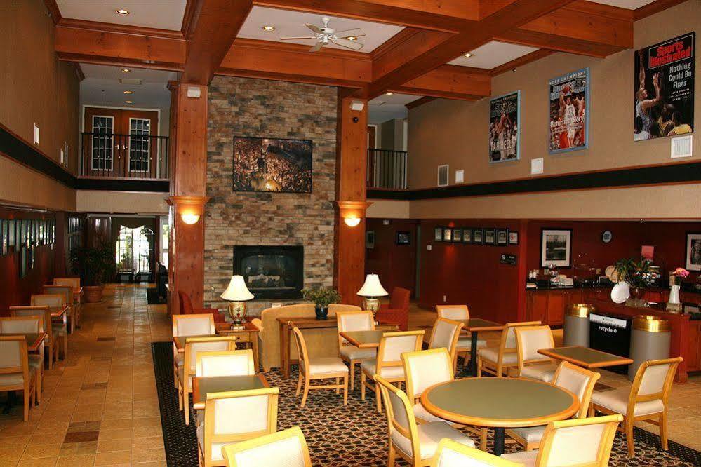 Hampton Inn & Suites Chapel Hill/Durham Εστιατόριο φωτογραφία